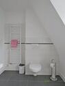 WC und Handtuchheizkörper - 