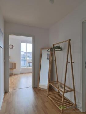 Spiegel im Wohnungsflur - 