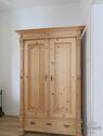 Kleiderschrank vor dem Schlafzimmer - 