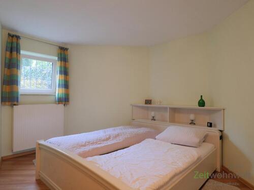 Blick ins Schlafzimmer - 2 Zimmer Etagenwohnung zur Miete in Knüllwald