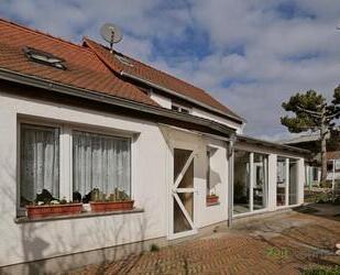 (EF0611_M) Erfurt: Mittelhausen, große möblierte Haushälfte über 2 Etagen mit Wintergarten, ruhiger Innenhof