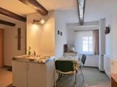 Miniküche und Esstisch - 1 Zimmer Etagenwohnung in Dresden