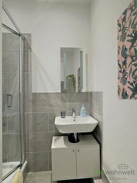 neue Dusche im Bad - 