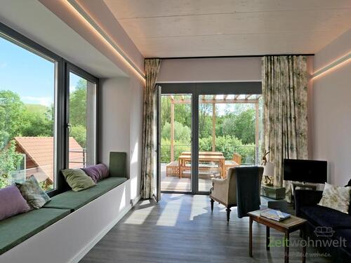 Blick in das phantastisch Wohnzimmer - 2 Zimmer Haus in Erfurt