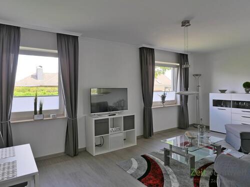 Blick zum TV - 2 Zimmer Etagenwohnung zur Miete in Kassel