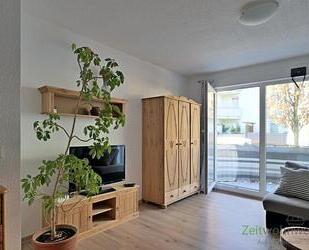 (EF0890_M) Dresden: Pirna, moderne möblierte 3-Zimmer-Wohnung mit 2 Balkons im Hochparterre, WLAN PKW-Stellpl. inkl.