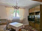 Schrankwand und TV - 2 Zimmer Etagenwohnung in Erfurt