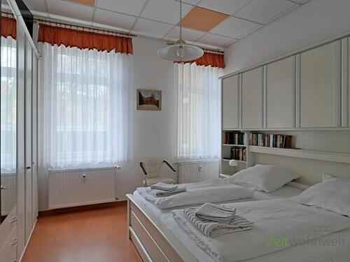 Blick in das große Schlafzimmer - Etagenwohnung mit 91,00 m&sup2; in Weimar zur Miete