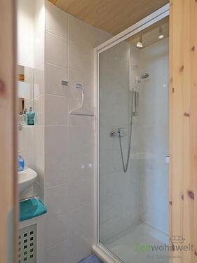 Dusche im Bad - Etagenwohnung mit 36,00 m&sup2; in Lehesten zur Miete