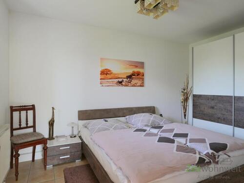 Blick ins Schlafzimmer - 