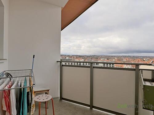 überdachter Balkon mit Aussicht - 1 Zimmer Etagenwohnung in Dresden