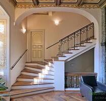 (EF0605_M) Dresden: Kleinzschachwitz, möbliert Wohnen in der ehemaligen Bibliothek der Therese-Malten-Villa am Elbufer