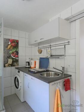 kleine Küche und gemeinsame Waschmaschine - 