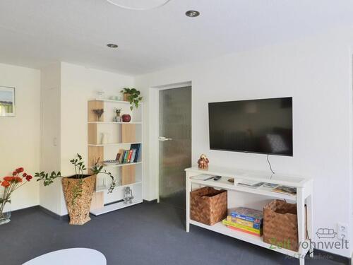 Blick zum TV - 2 Zimmer Etagenwohnung in Erfurt