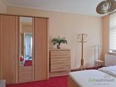 Kleiderschrank - 