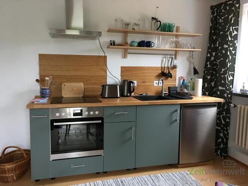 Einbauküche - (EF0839_M) Dresden: LoschwitzWachwitz, möblierte Dachetage mit Garten und Dachbalkon, ruhige Wohnlage, WLAN