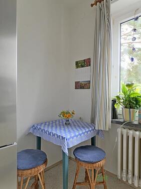 kleiner Sitzplatz in der Küche - 