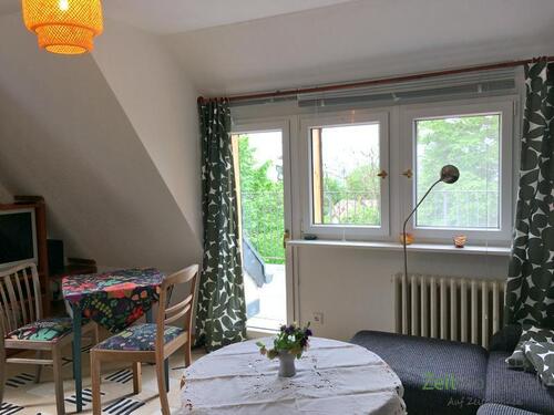 Blick zum Balkon - Etagenwohnung mit 63,00 m² in Dresden zur Miete
