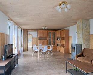 (EF0802_M) Dresden: LoschwitzWachwitz, großzügiges möbliertes Apartment mit Kamin, eigener Sitzecke und Außenbank, WLAN