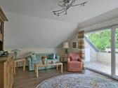 Blick ins Wohnzimmer - 2 Zimmer Etagenwohnung in Kaufungen