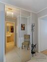 Kleiderschrank im Wohnungsflur - 