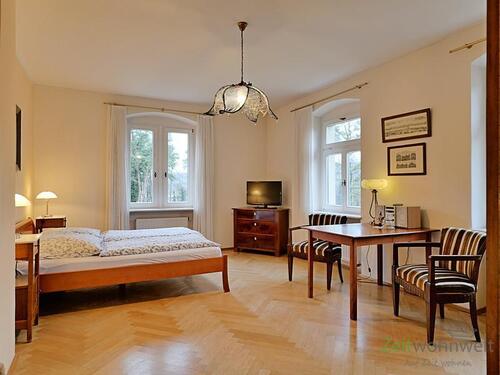 Blick in das Zimmer - 1 Zimmer Etagenwohnung zur Miete in Dresden