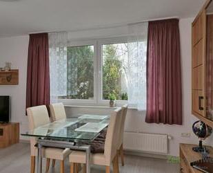 (EF1213_M) Fulda: Nüsttal, neu möblierte 2-Zimmer-Wohnung mit weitem Ausblick, WLAN und Waschmaschine