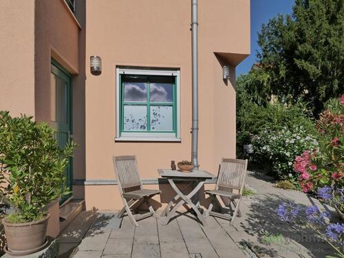 Wohnungseingang und Terrasse - 