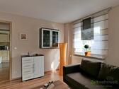 Wandschrank und Sideboard - 3 Zimmer Etagenwohnung in Zwickau