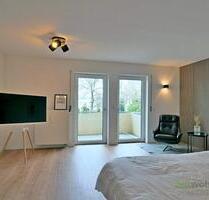 (EF0988_M) Dresden: Friedrichstadt, nagelneu möbliertes, ruhiges Apartment mit Balkon und PKW-Stellplatz, WLAN inkl.