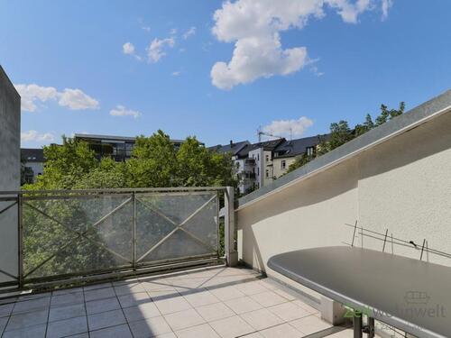 Dachbalkon zum grünen Innenhof - Etagenwohnung mit 75,00 m&sup2; in Chemnitz zur Miete