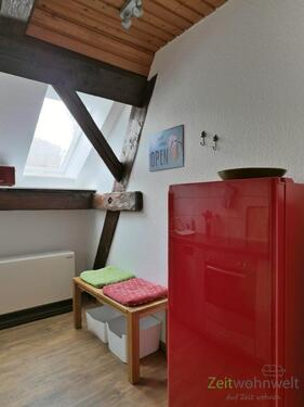 knallroter Kühlschrank - 