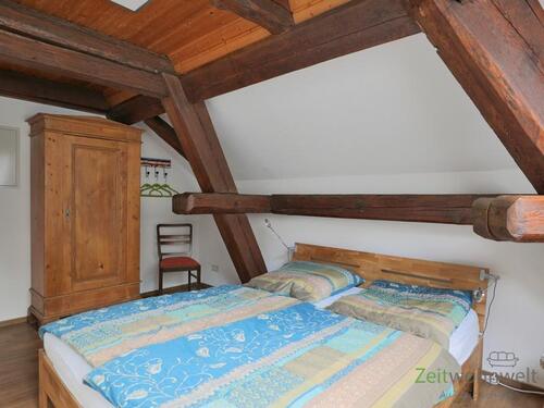 Blick ins Schlafzimmer - 