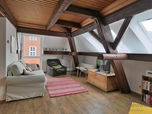 Blick zur Sitzecke - 2 Zimmer Etagenwohnung zur Miete in Gleichen