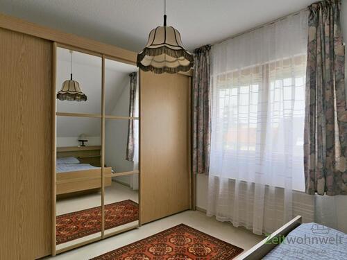 verspiegelter Kleiderschrank - Etagenwohnung mit 45,00 m&sup2; in Erfurt zur Miete