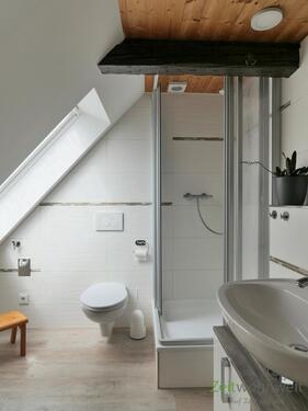Dusche im oberen Bad - 