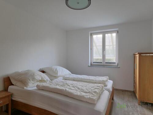 Blick ins Schlafzimmer - 