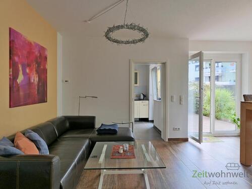 Blick zu Küche und Terrassenausgang - Haus mit 115,00 m² in Halle (Saale) zur Miete