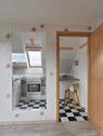 separate Küche mit Innen-Fenster - 