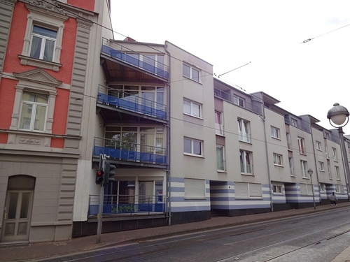 Hausansicht - Kleine Familien aufgepasst! - 525,00 EUR Kaltmiete, ca.  69,97 m² Wohnfläche