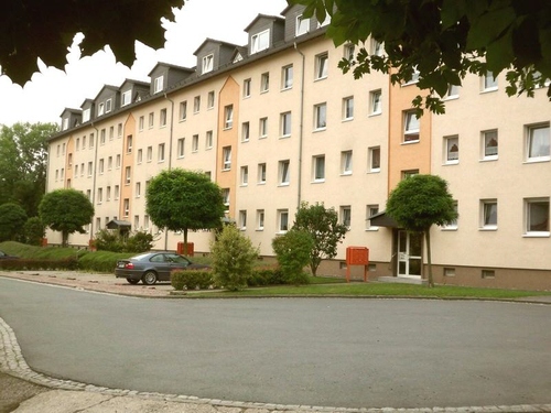 Ruhig gelegene Wohnanlage - Praktische, kleine 3-Zi.-Wohnung in ruhiger Lage