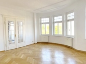 Wohnzimmer - Liebevolle Altbauwohnung - 640,00&nbsp;EUR Kaltmiete, ca.&nbsp; 92,00&nbsp;m&sup2;&nbsp;Wohnfl&auml;che