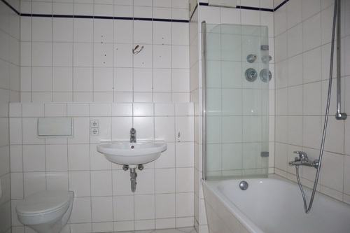 Badezimmer - Etagenwohnung mit 54,74 m&sup2; in Gotha zur Miete