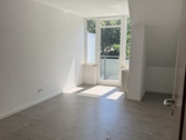 Schlafzimmer mit Balkon - 