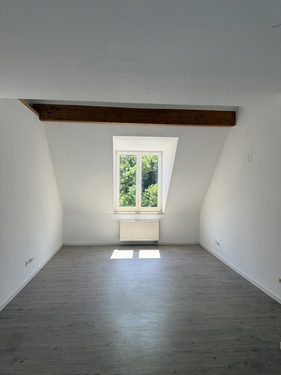 Wohnraum - Maisonettenwohnung mit 68,00 m&sup2; in Gotha zur Miete