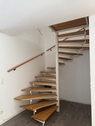 Treppe zur Galerie - 