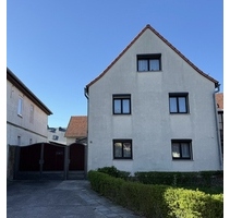 Einfamilienhaus mit großem Nebengelass - Günthersleben