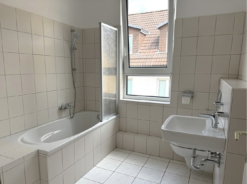 Badezimmer - 2 Zimmer Etagenwohnung in Gotha