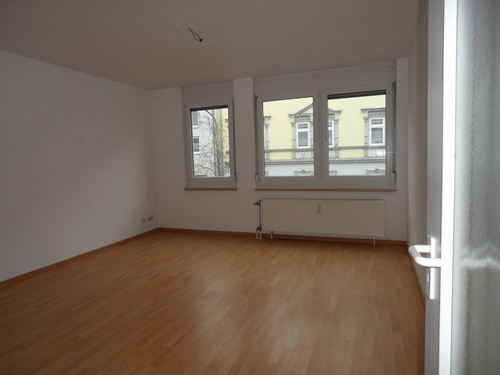 Wohnzimmer - 2 Zimmer Etagenwohnung in Gotha