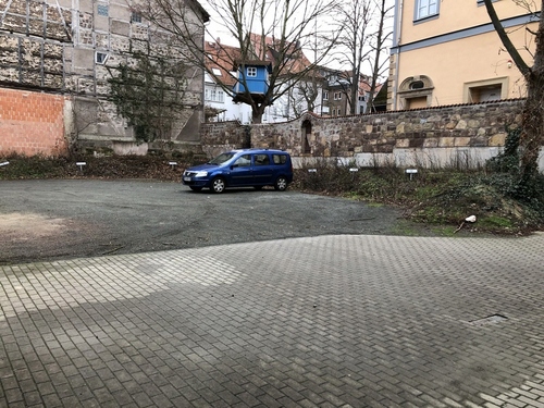 Stellplatz auf dem Innenhof - 